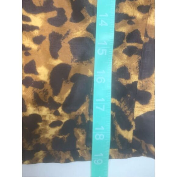 Cheetah Patterned Skirt - Picture 5 of 5